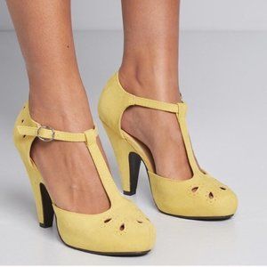 Modcloth T.U.K Refreshed Zest T-Strap (Size 8)